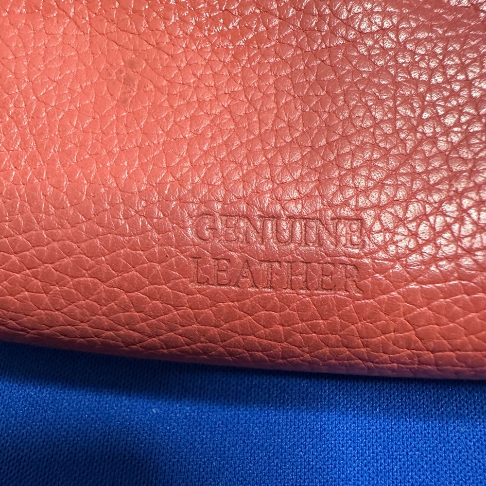 Stylish Pink and Blue Leather Wallet - Picture 5 of 10